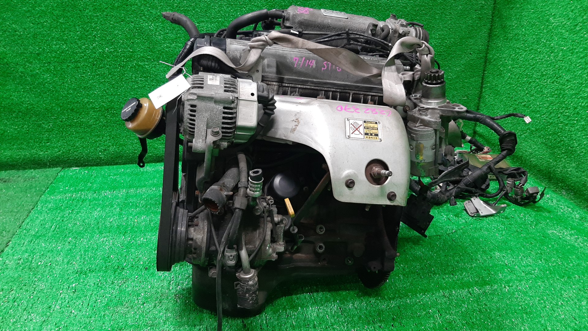 Двигатель TOYOTA CAMRY, CELICA, CORONA EXIV, VISTA, CARINA ED SV32, SV33, ST182, ST183 3S-FE TPAM 3 ракурс