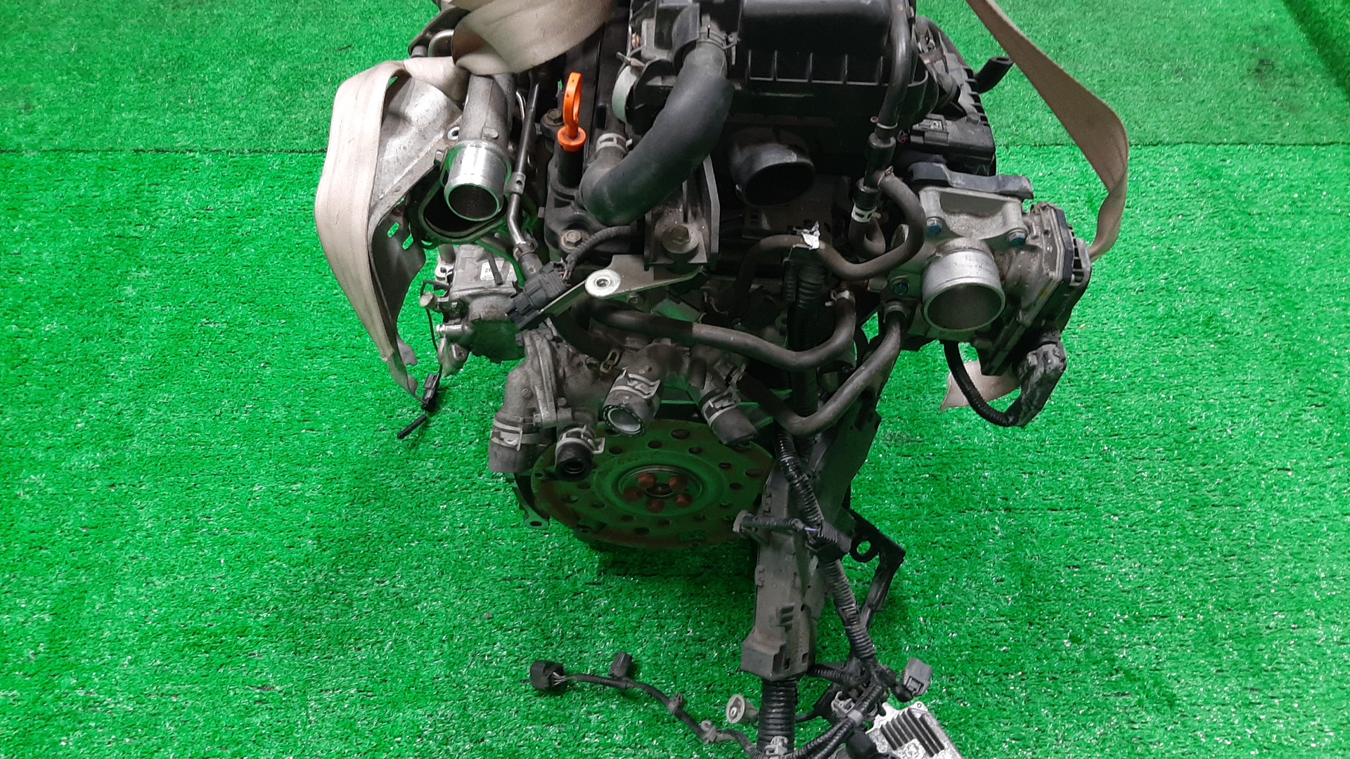 Двигатель HONDA N-BOX SLASH, N-BOX+, N-WGN, N-ONE, N-BOX JF2, JF1, JH1, JH2, JG2, JG1 S07A TURBO 5 ракурс