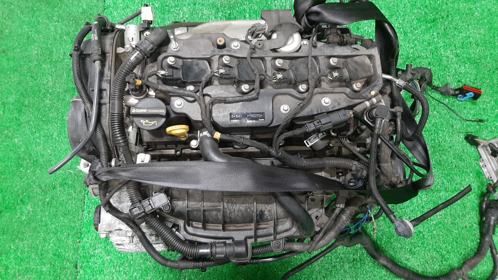 Двигатель VOLVO V60, S60, V40, V70, S80 FW48, FS48, MV48, BW48, AS B4164T 1120270 1 ракурс