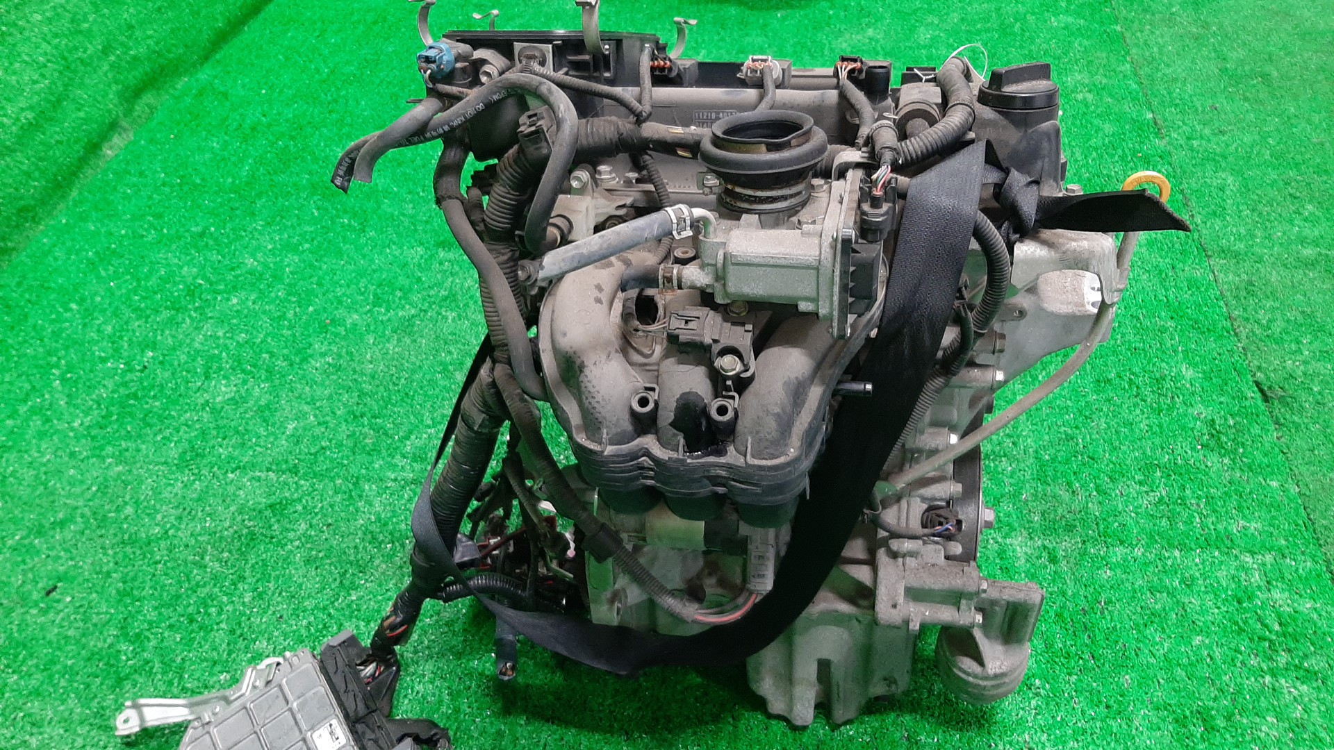 Двигатель TOYOTA VITZ KSP130 1KR-FE 1MOD 4 ракурс