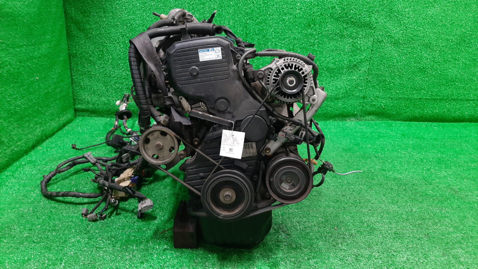 Двигатель TOYOTA CALDINA, CAMRY, CARINA, CORONA, CORONA EXIV, VISTA, CURREN, CARINA ED ST190G, SV30, SV40, ST190, ST180, ST200, ST208 4S-FE KAT 2 ракурс