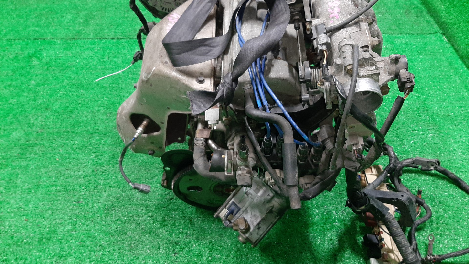 Двигатель TOYOTA CALDINA, CAMRY, CARINA, CORONA, CORONA EXIV, VISTA, CURREN, CARINA ED ST190G, SV30, SV40, ST190, ST180, ST200, ST208 4S-FE KAT 5 ракурс