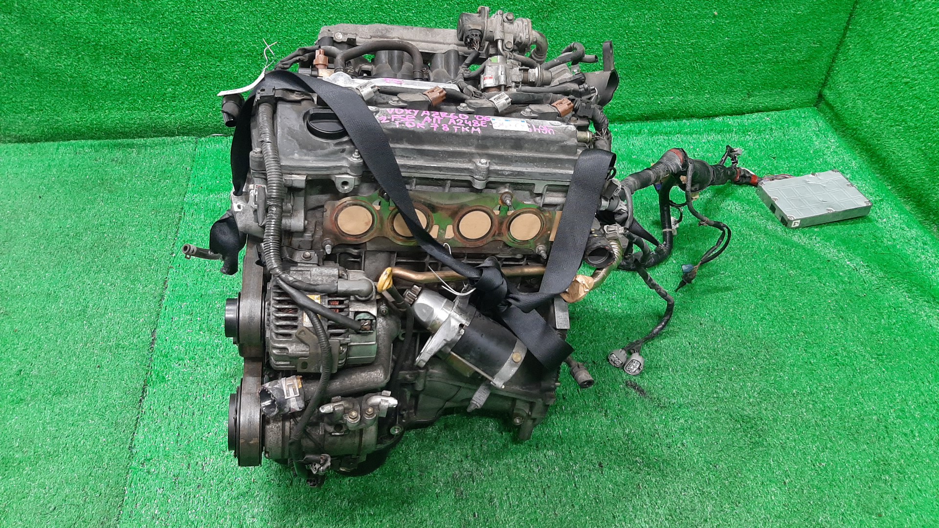 Двигатель TOYOTA NOAH, VOXY AZR60G 1AZ-FSE 4878583 3 ракурс