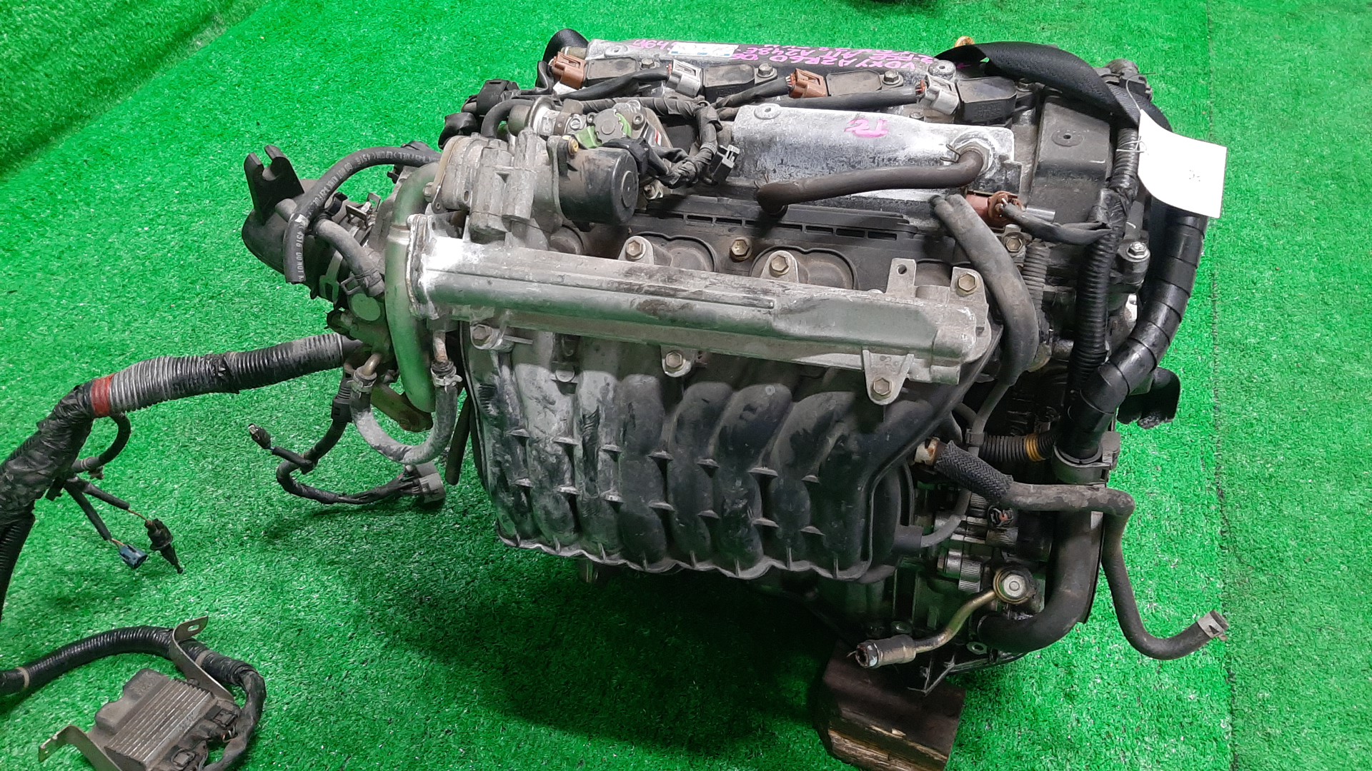 Двигатель TOYOTA NOAH, VOXY AZR60G 1AZ-FSE 4878583 4 ракурс