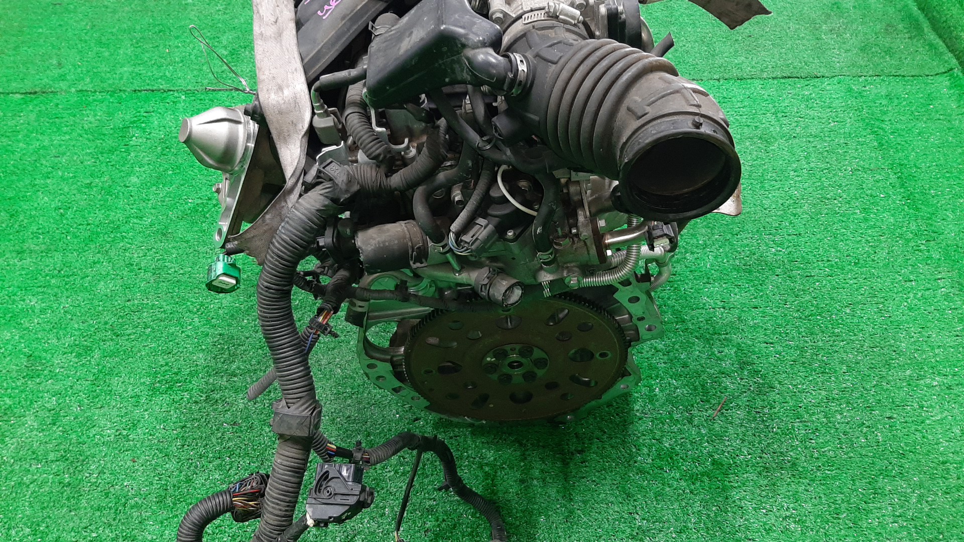 Двигатель NISSAN LAFESTA B30 MR20DE 319948B 5 ракурс