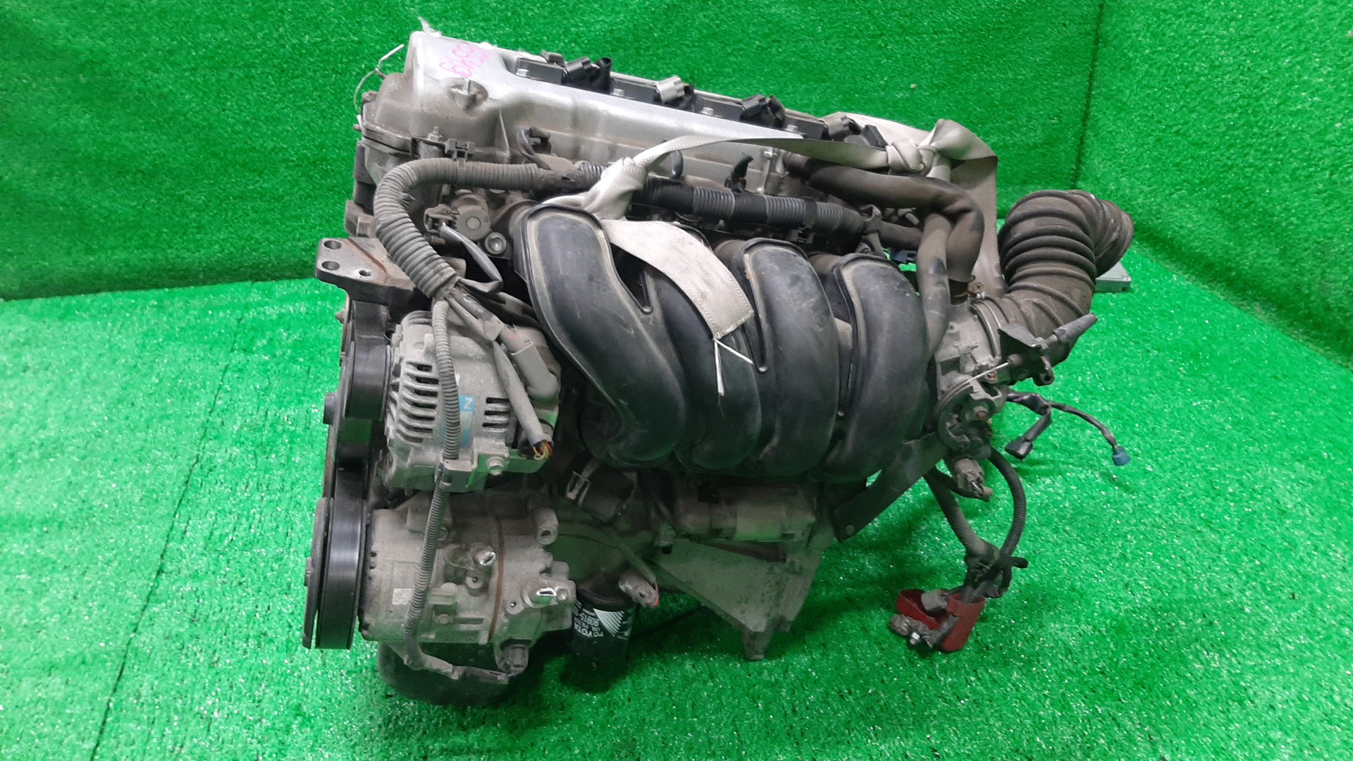 Двигатель TOYOTA CALDINA, CELICA, COROLLA, PREMIO, COROLLA SPACIO, ISIS, WISH, ALLION, COROLLA FIELDER, ALLEX, COROLLA RUNX, WILL VS, FIELDER ZGE20W, ZZT240, ZZT241W, ZZT230, ZZE122, ZNM10, ZNM10W, ZNM10G, ZNE10, ZNE10G, ZZE127 1ZZ-FE MEX 3 ракурс