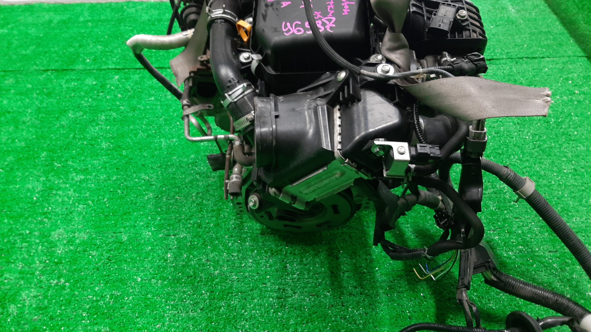 Двигатель SUZUKI SPACIA MK42S R06AT A908830 5 ракурс