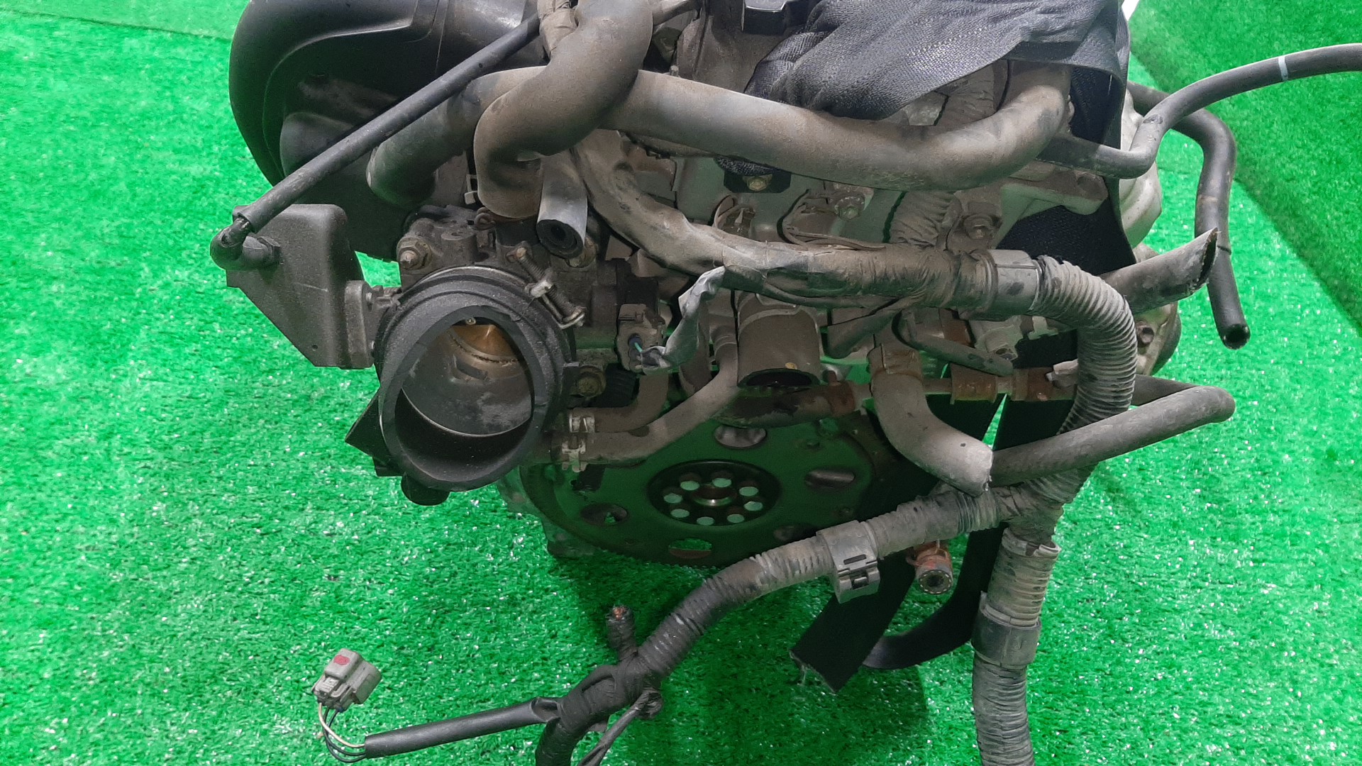Двигатель TOYOTA COROLLA SPACIO ZZE122N 1ZZ-FE MEX 5 ракурс