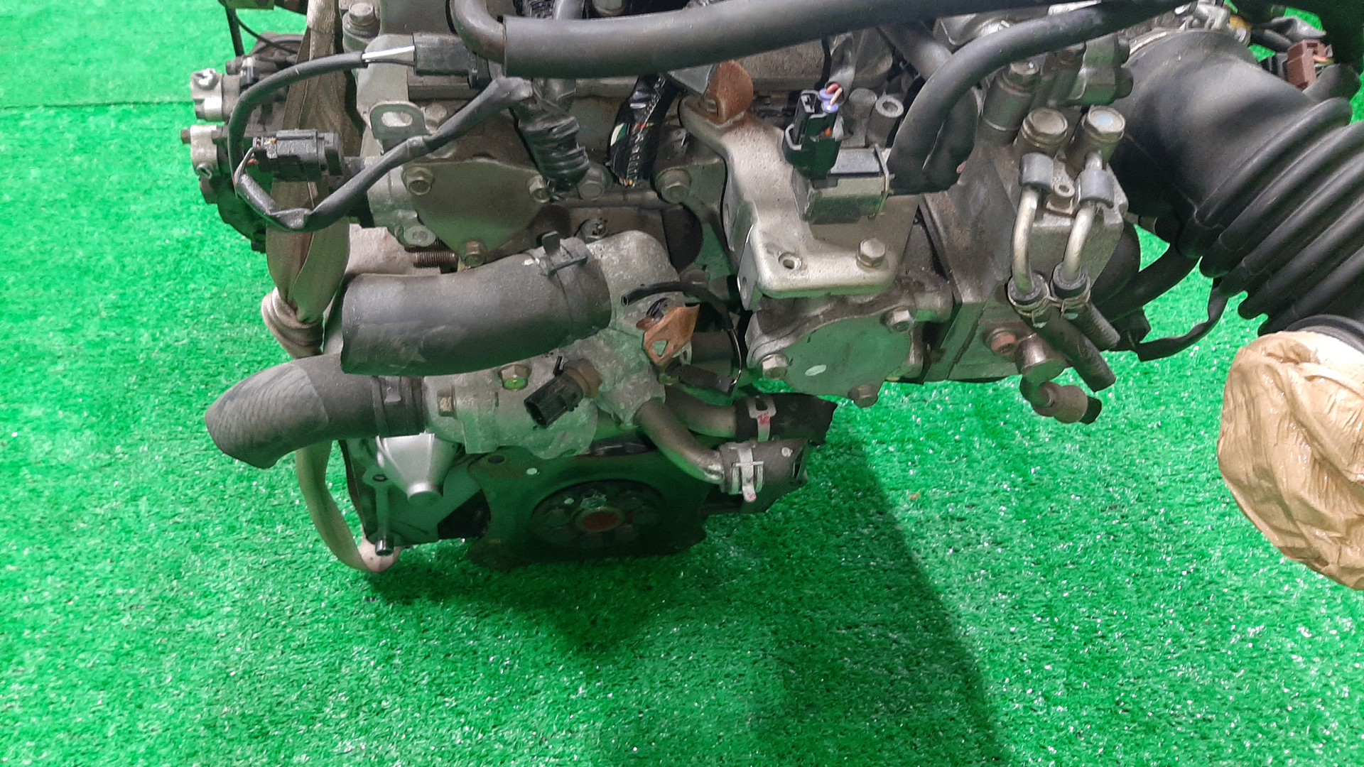 Двигатель MITSUBISHI AIRTREK, OUTLANDER CU4W 4G64 MR578277 5 ракурс