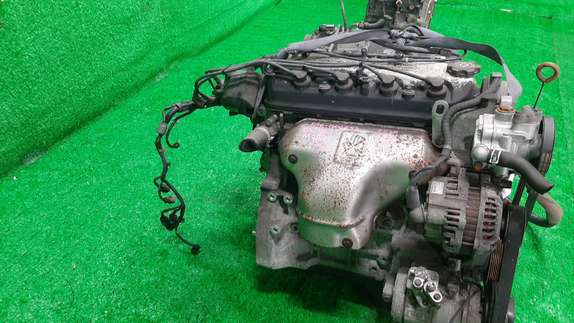 Двигатель HONDA ODYSSEY RA6, RA7 F23A 2507985 3 ракурс