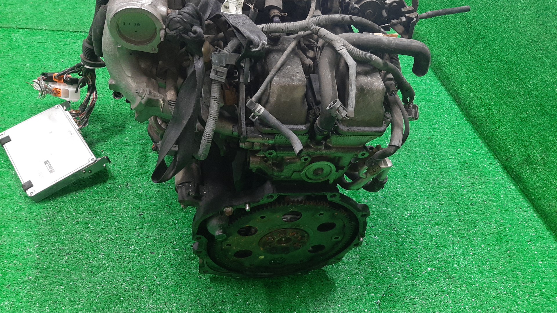 Двигатель TOYOTA PROGRES JCG10 1JZ-GE VVTI 5 ракурс