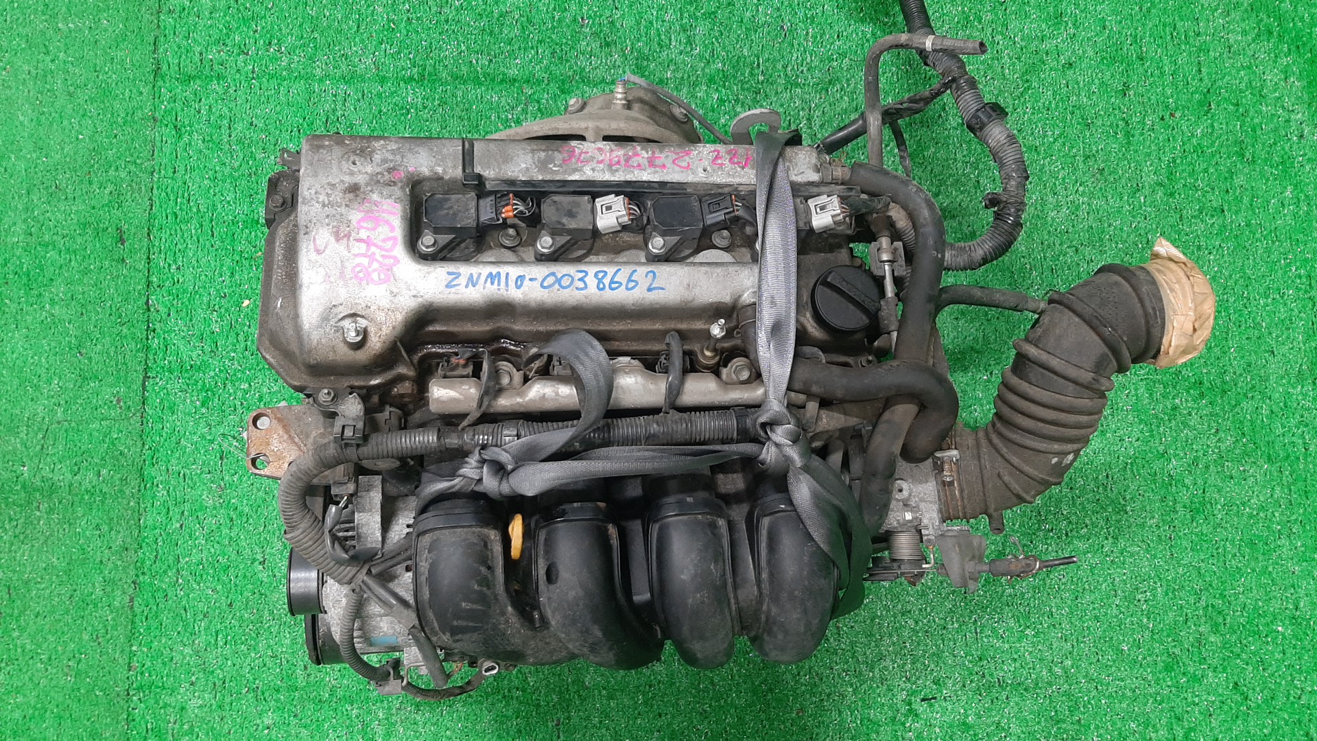Двигатель TOYOTA CALDINA, CELICA, COROLLA, PREMIO, COROLLA SPACIO, ISIS, WISH, ALLION, COROLLA FIELDER, ALLEX, COROLLA RUNX, WILL VS, FIELDER ZGE20W, ZZT240, ZZT241W, ZZT230, ZZE122, ZNM10, ZNM10W, ZNM10G, ZNE10, ZNE10G, ZZE127 1ZZ-FE MEX 1 ракурс