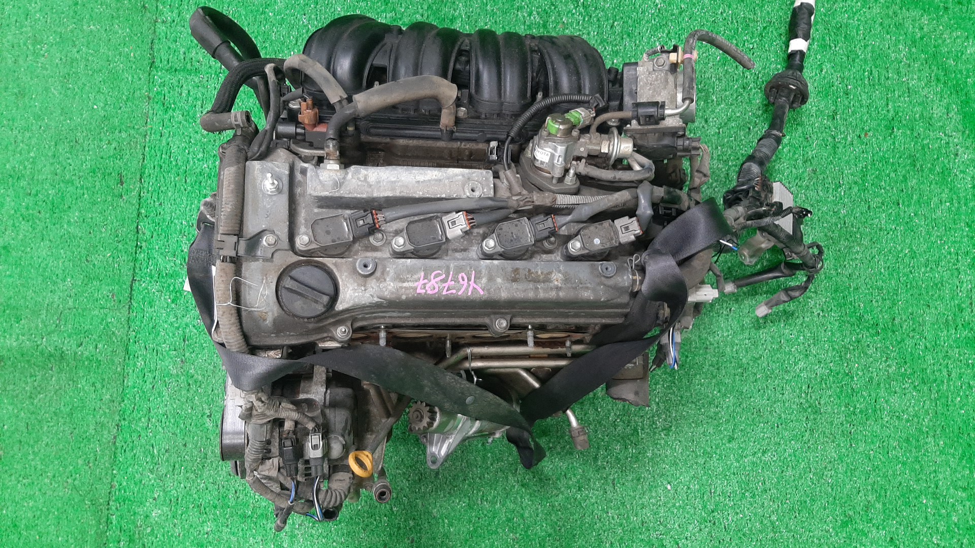 Двигатель TOYOTA AVENSIS AZT251 2AZ-FSE 2641966 1 ракурс