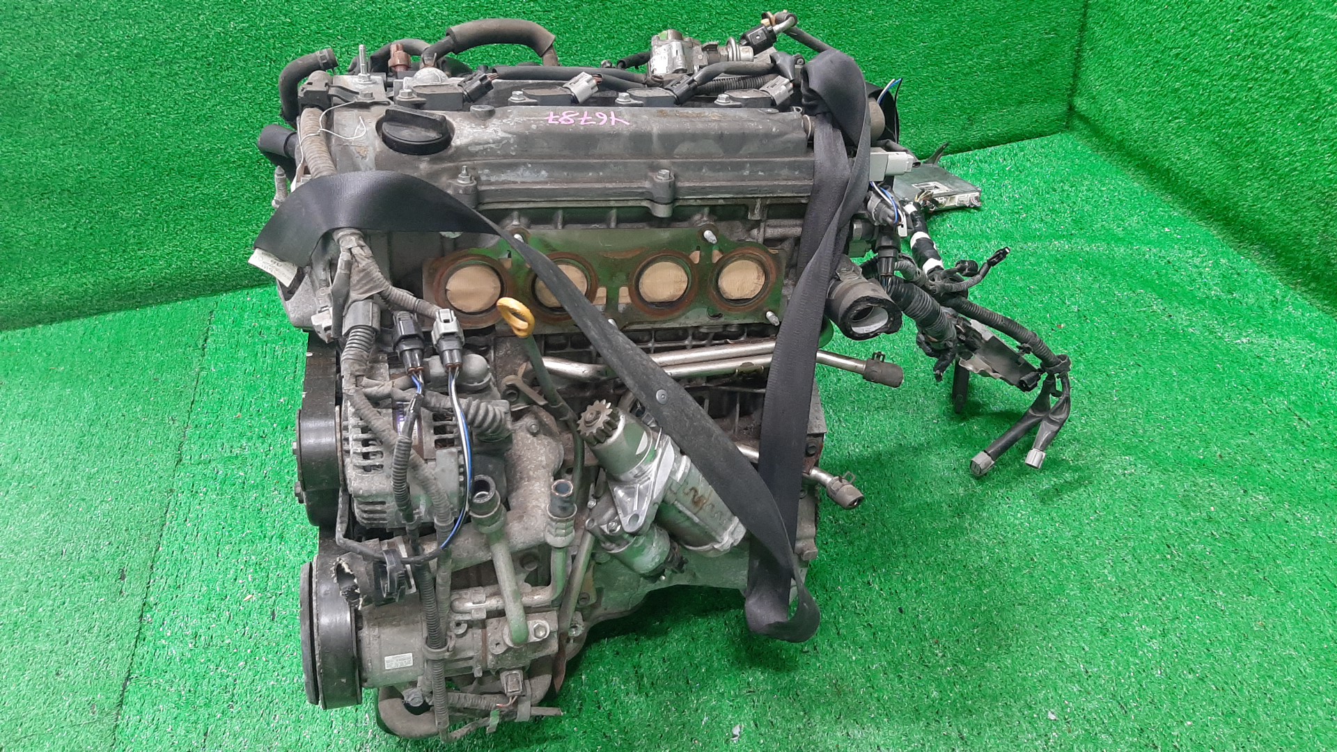 Двигатель TOYOTA AVENSIS AZT251 2AZ-FSE 2641966 4 ракурс