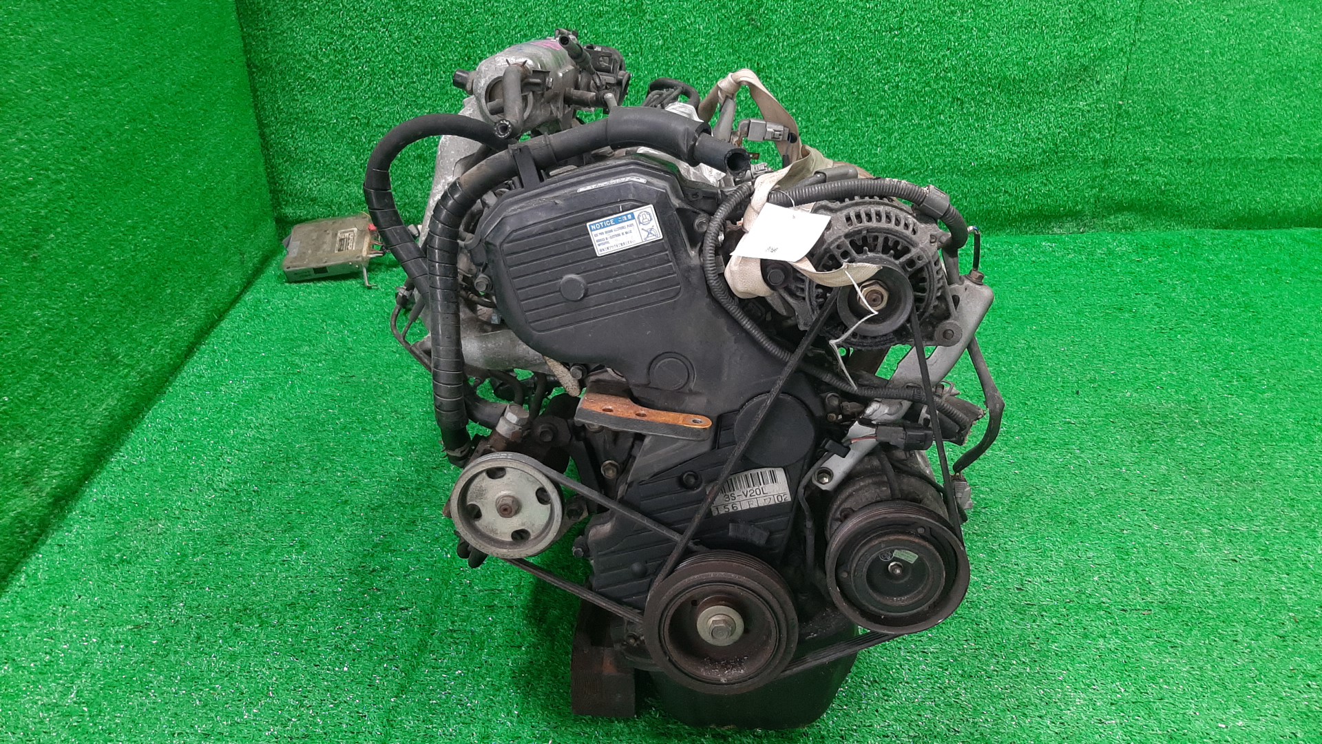 Двигатель TOYOTA CALDINA, CAMRY, CELICA, CORONA, CORONA EXIV, VISTA, CURREN, CARINA ED, CORONA PREMIO ST210G, ST191G, ST210, SV41, SV32, SV42, ST203, ST202, ST191, SV33, ST206, ST207 3S-FE KAT 2 ракурс