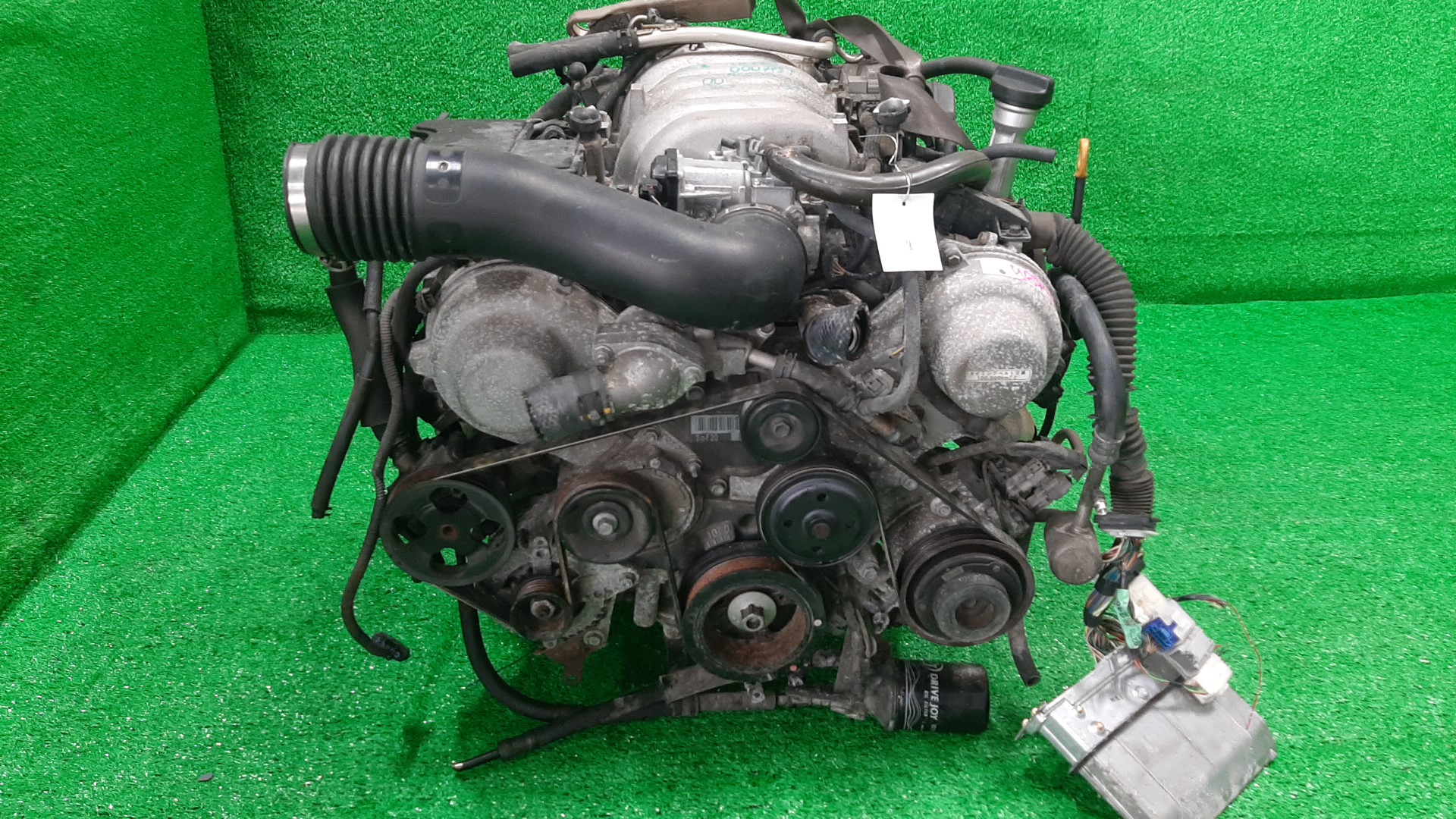 Двигатель TOYOTA CELSIOR UCF31, UCF30 3UZ-FE 1MOD 2 ракурс