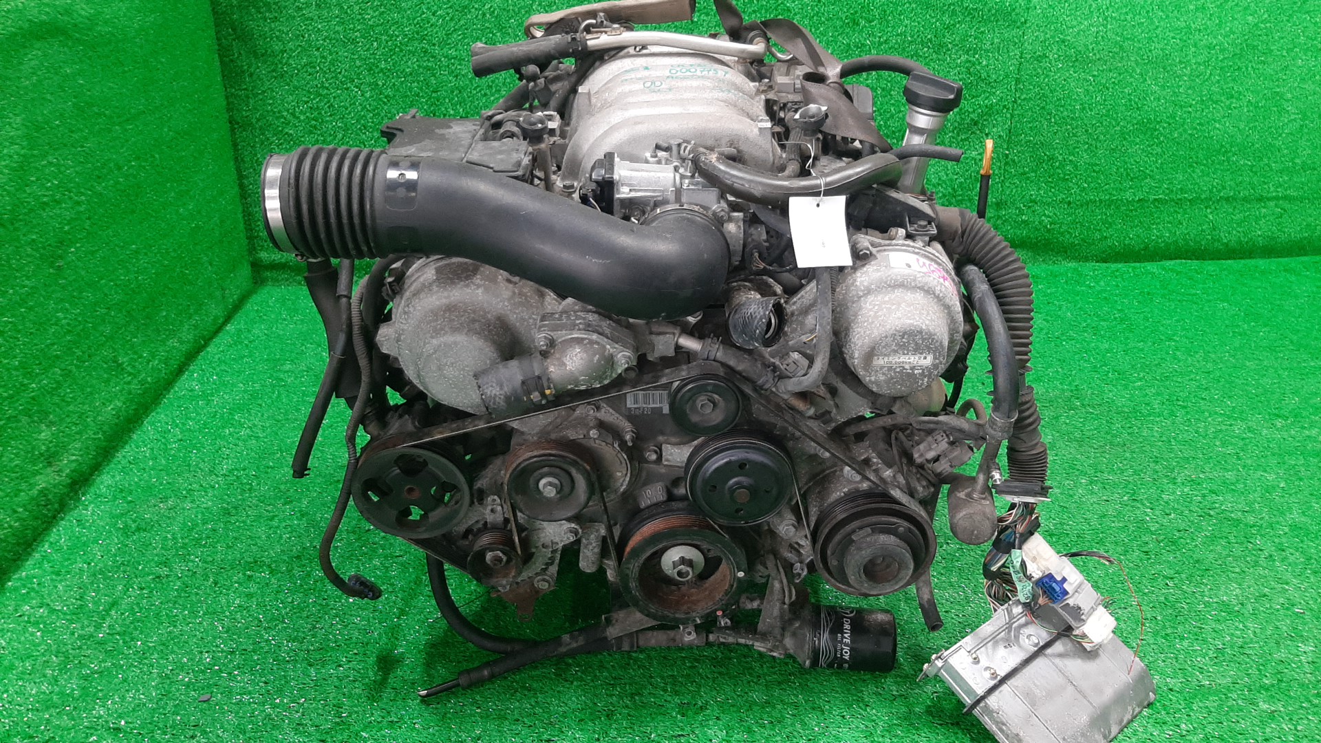 Двигатель TOYOTA CELSIOR UCF31, UCF30 3UZ-FE 1MOD 4 ракурс