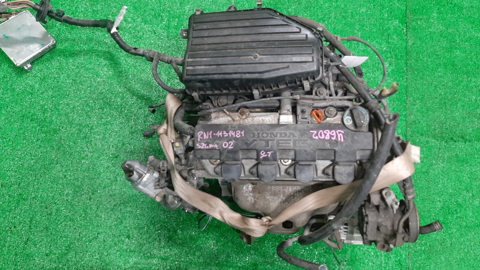 Двигатель HONDA CIVIC, STREAM, EDIX, CIVIC FERIO EU3, ES3, EU4, ET2, EN2, RN2, RN1, BE1, BE2 D17A 2135723 1 ракурс