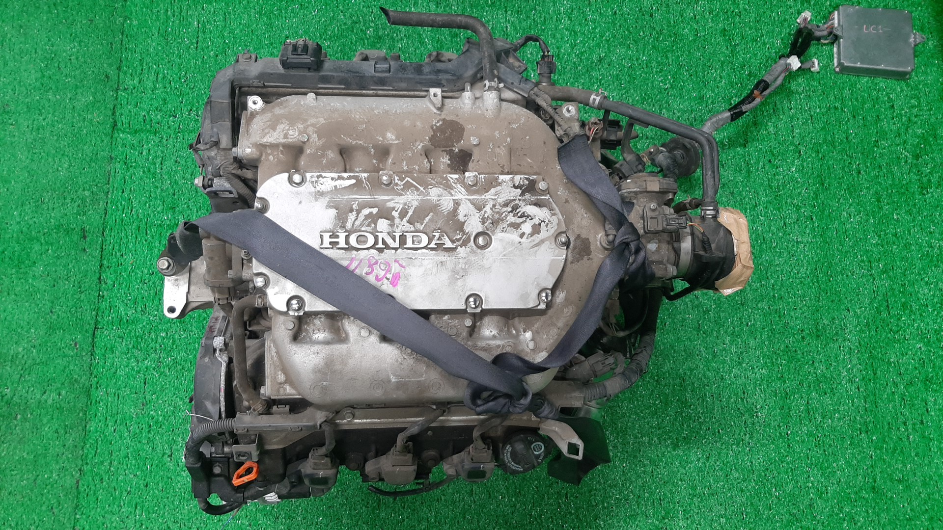 Двигатель HONDA INSPIRE UC1 J30A 6204133 1 ракурс