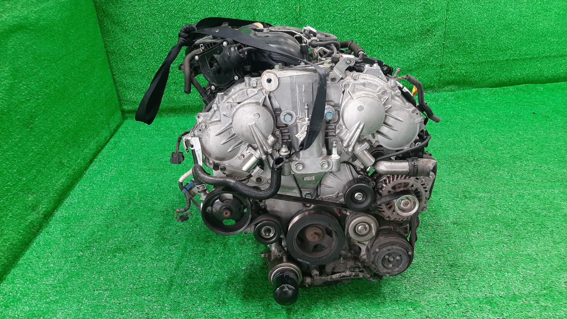 Двигатель NISSAN TEANA J32 VQ25DE 462557A 2 ракурс