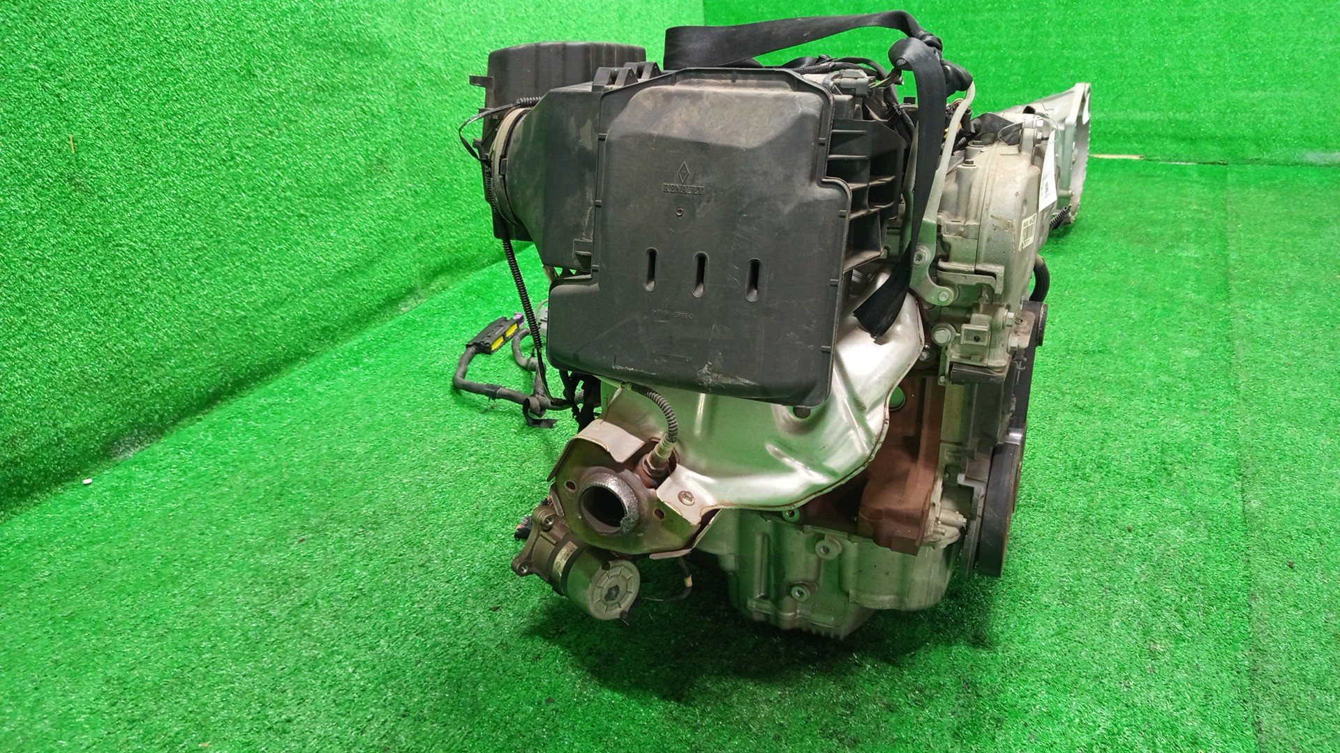 Двигатель RENAULT KANGOO KW0D, KW0 K4M835, K4MZ835 K4MZ835 3 ракурс