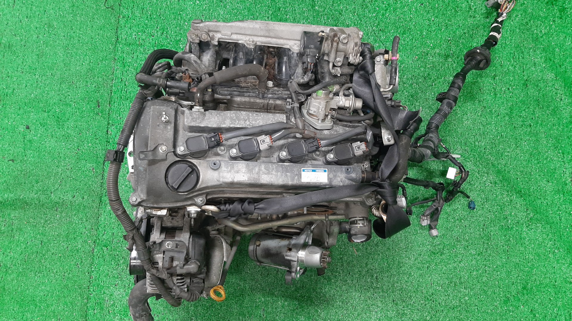 Двигатель TOYOTA AVENSIS AZT250 1AZ-FSE 5681371 1 ракурс