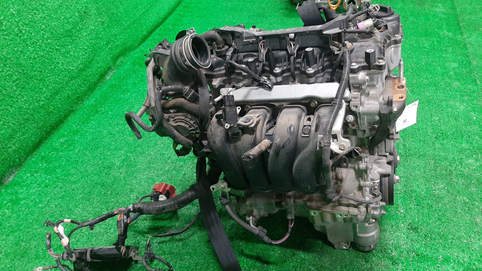 Двигатель TOYOTA VITZ NSP135 1NR-FE 0635233 3 ракурс