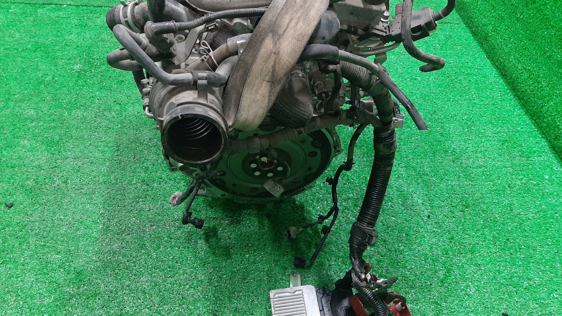 Двигатель TOYOTA PROBOX, COROLLA FIELDER, PORTE, SUCCEED, SPADE, COROLLA  AXIO NCP160V, NZE161G, NCP141, NZE161 1NZ-FE ELECTRO 4 ракурс