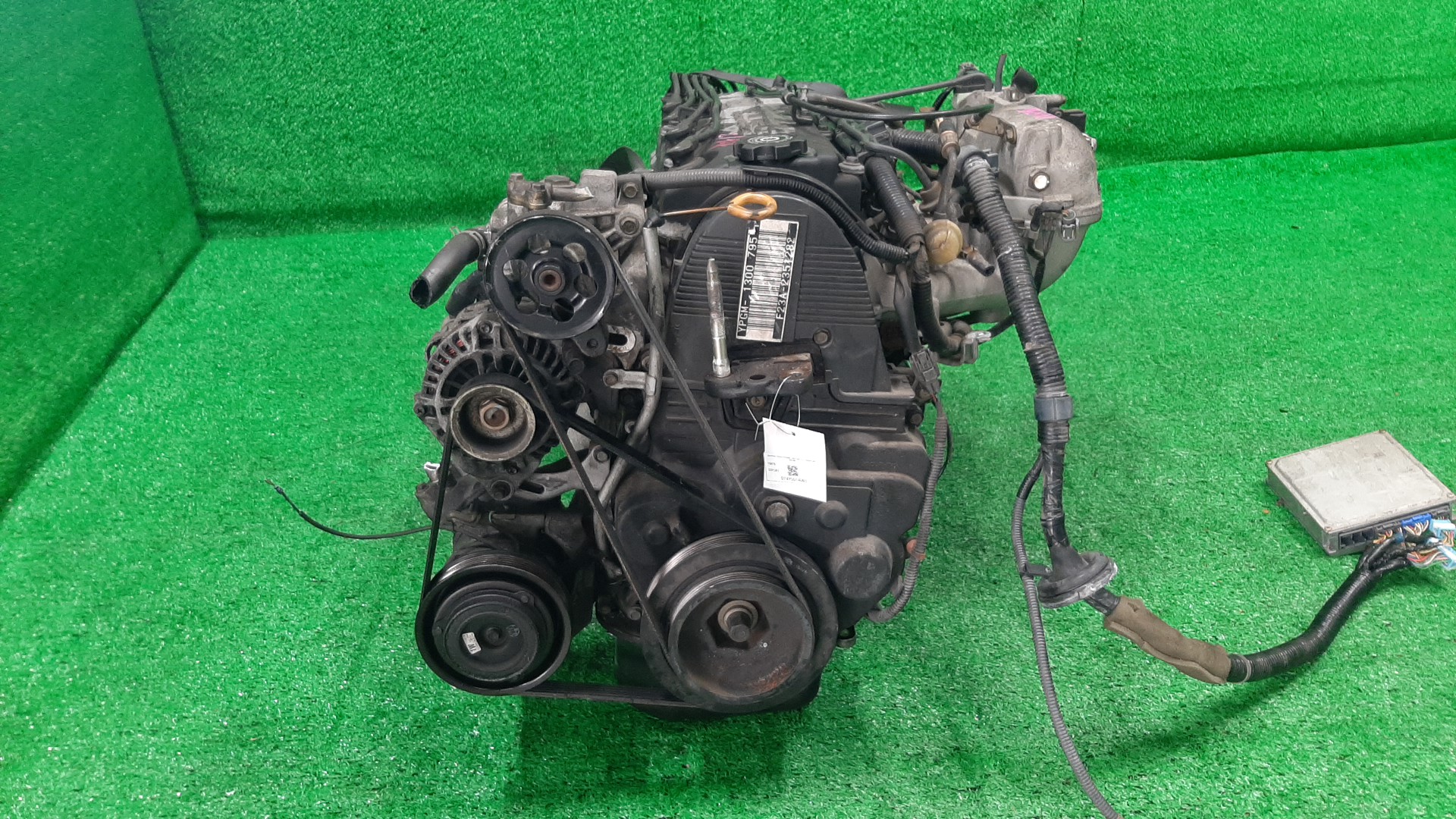 Двигатель HONDA ODYSSEY RA6, RA7 F23A 2351282 2 ракурс