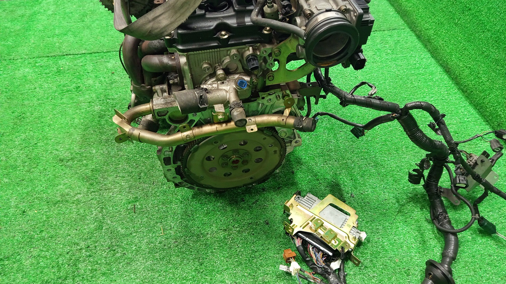 Двигатель NISSAN AVENIR, LIBERTY, PRIMERA RW11, RM12, TP12, WTP12 QR20DE 2MOD 5 ракурс