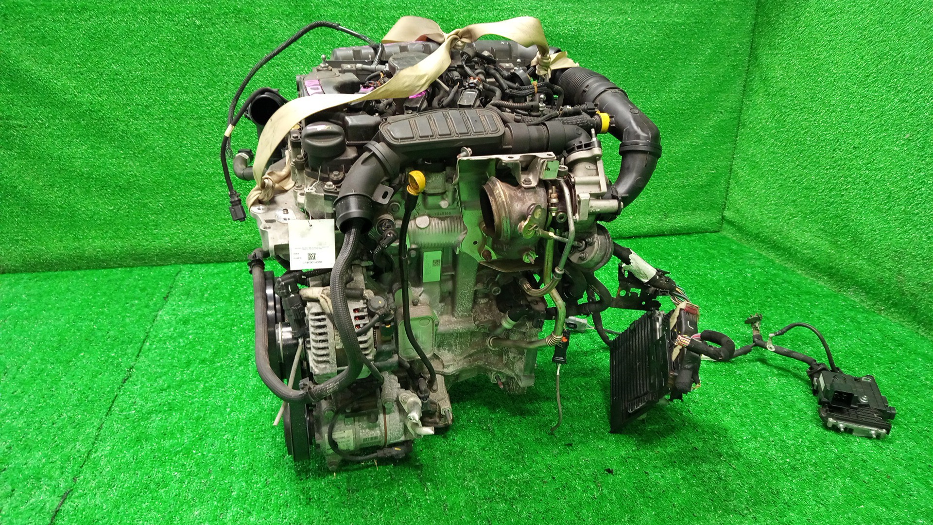 Двигатель PEUGEOT 2008, 308, C4 PICASSO, C4, 5008 P24, T9, T92, T91, 3D, B7, T8 EB2DTS, HN02 10XT18 4 ракурс