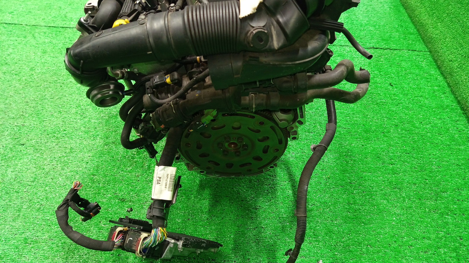 Двигатель PEUGEOT 2008, 308, C4 PICASSO, C4, 5008 P24, T9, T92, T91, 3D, B7, T8 EB2DTS, HN02 10XT18 5 ракурс