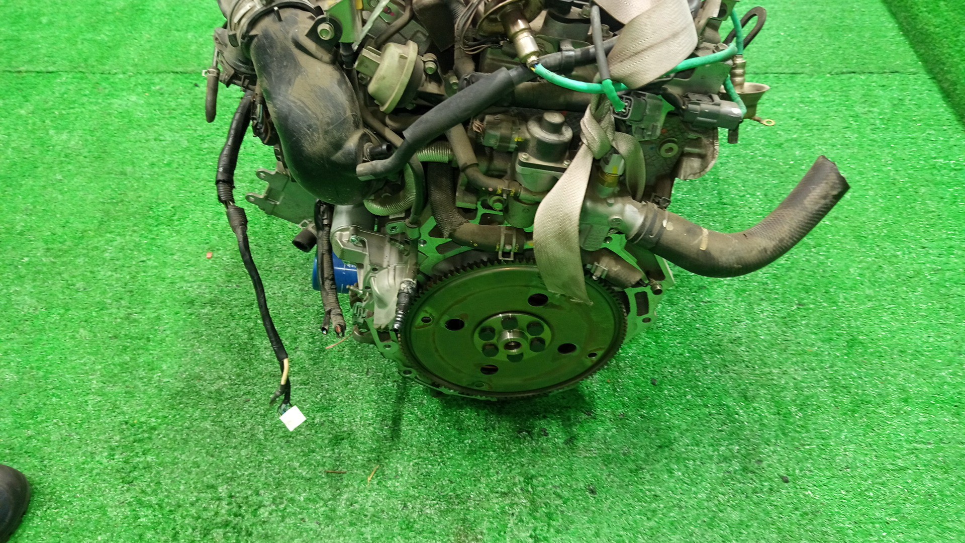 Двигатель MAZDA DELICA, BONGO, VANETTE SKP2TM, SKP2VM, SLP2T, SKP2V, SKP2T, SLP2V, SKP2VN, SKP2TN L8 10312264 5 ракурс