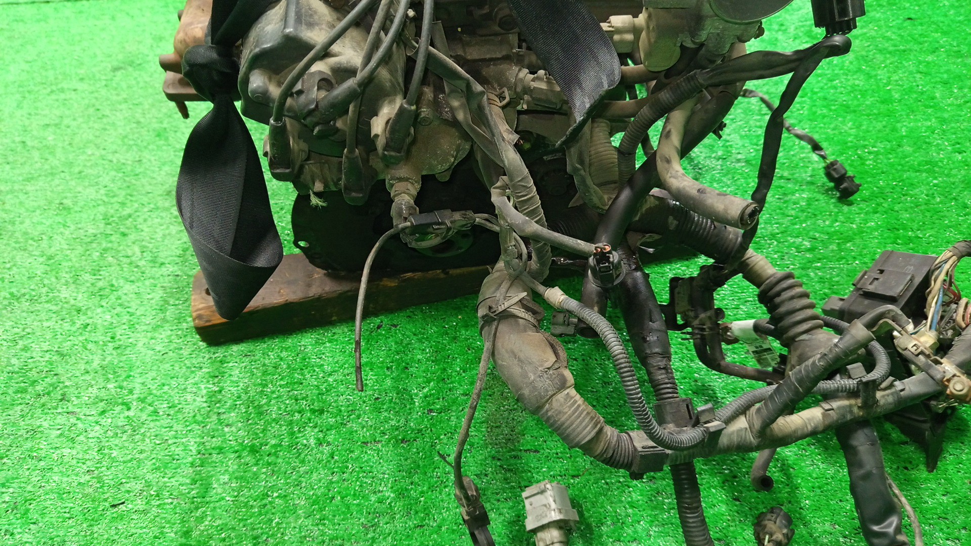 Двигатель TOYOTA SPRINTER CARIB, COROLLA, SPRINTER AE114G, AE114, AE109, AE104 4A-FE TPAM 5 ракурс