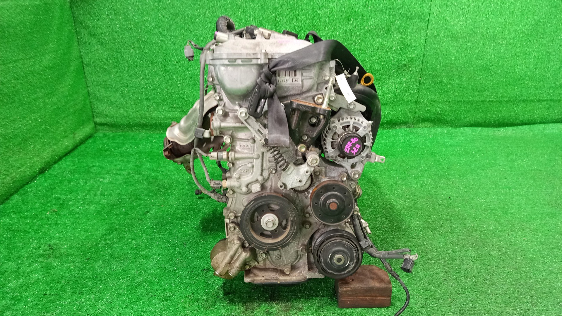 Двигатель TOYOTA NOAH, VOXY, ESQUIRE ZRR85W, ZRR80W, ZRR80G, ZRR85G 3ZR-FAE B721155 2 ракурс