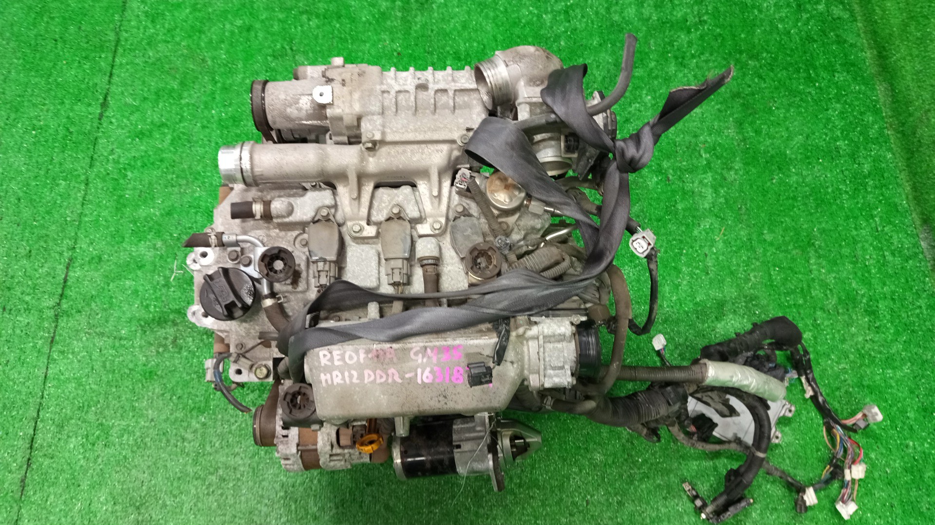 Двигатель NISSAN NOTE E12 HR12DDR 163187A 1 ракурс Двигатель NISSAN NOTE E12 HR12DDR 163187A 1 ракурс
