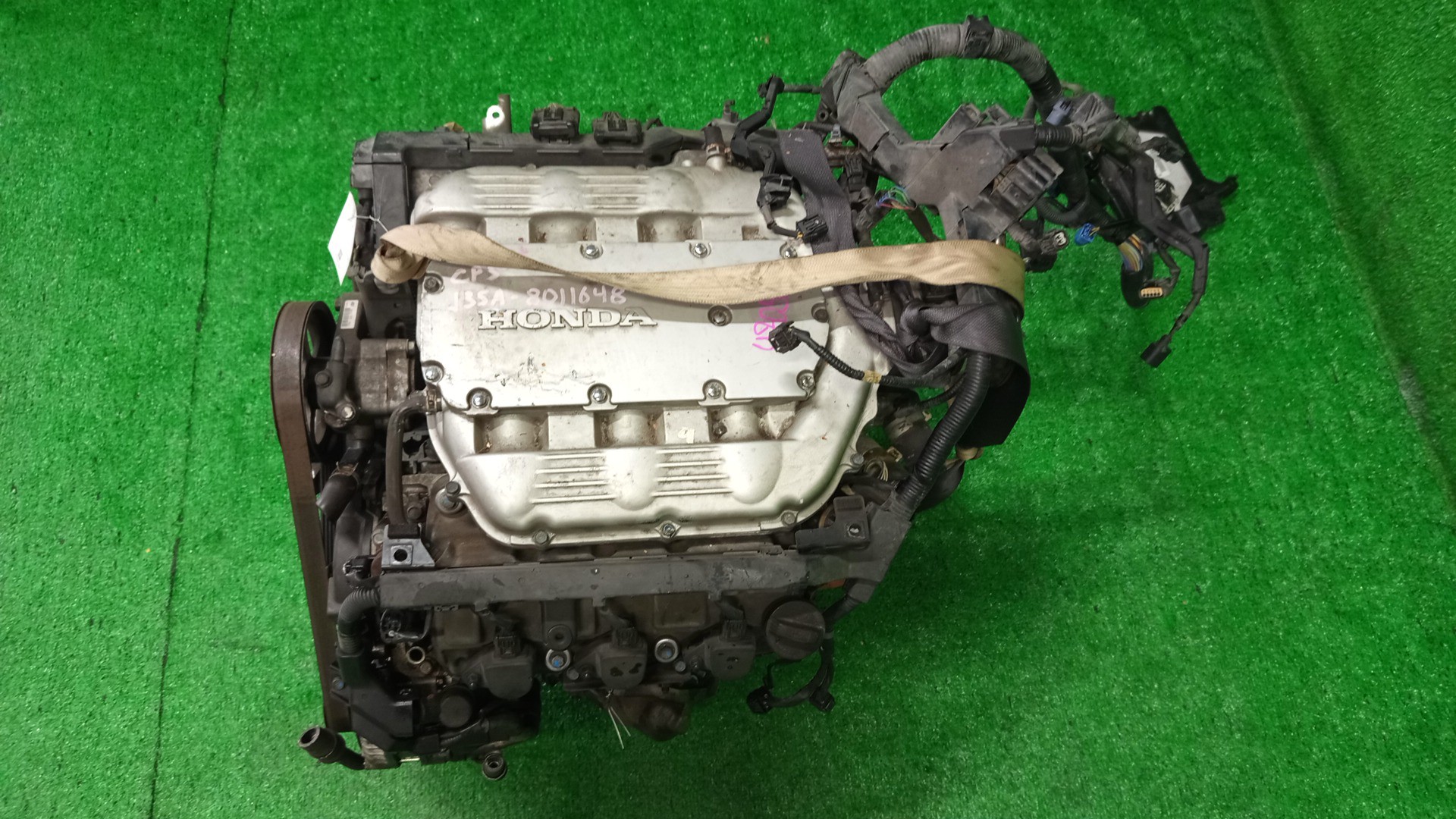 Двигатель HONDA INSPIRE CP3 J35A 8011648 1 ракурс Двигатель HONDA INSPIRE CP3 J35A 8011648 1 ракурс