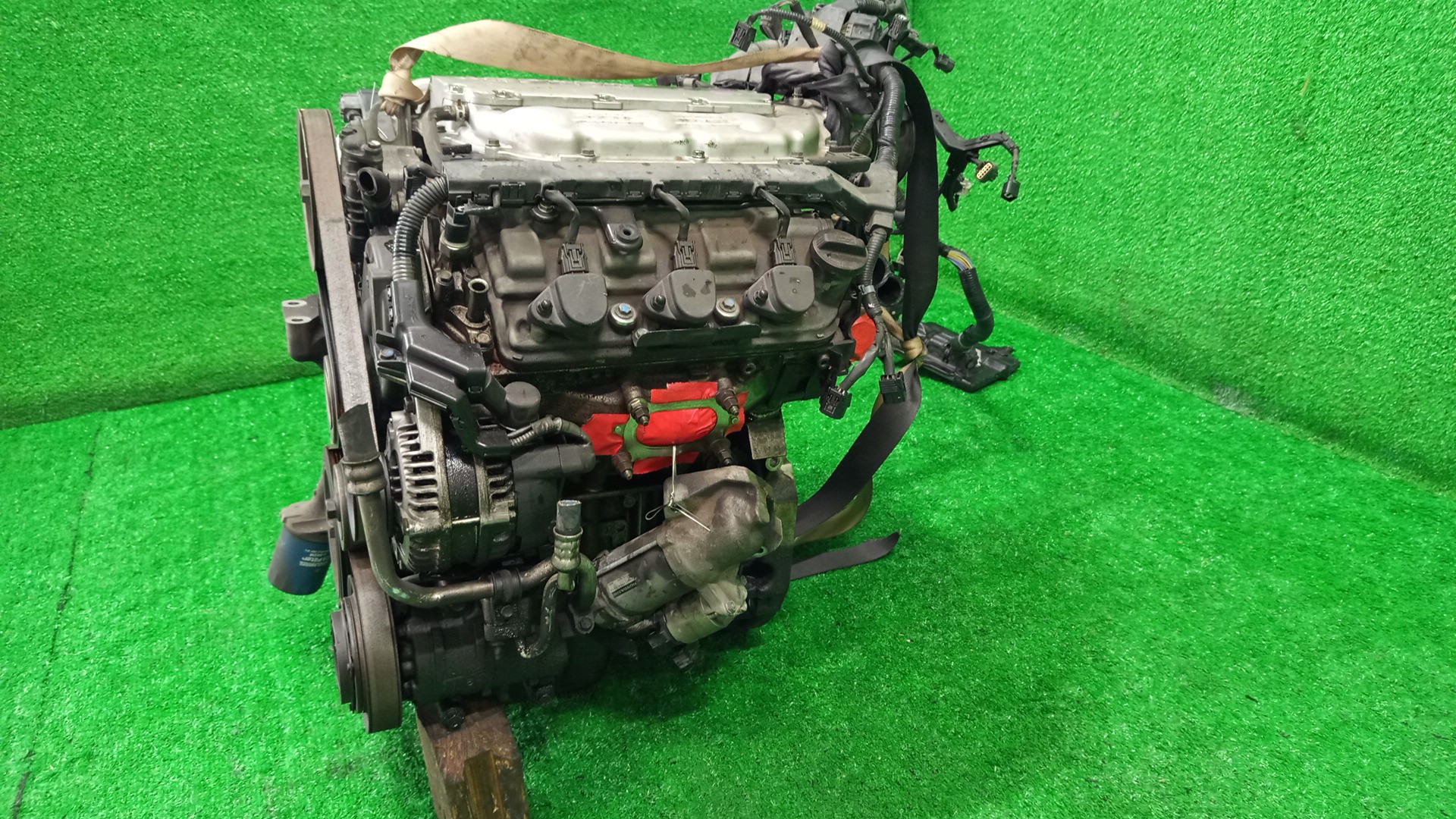 Двигатель HONDA INSPIRE CP3 J35A 8011648 4 ракурс Двигатель HONDA INSPIRE CP3 J35A 8011648 4 ракурс