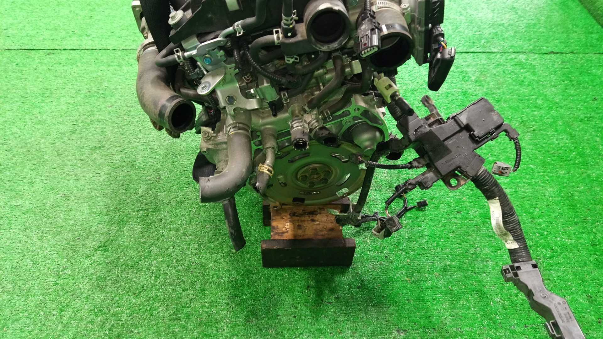 Двигатель HONDA N-WGN, N-ONE, N-BOX JH3, JH4, JG2, JG3, JF3, JF4 S07B TURBO 5 ракурс