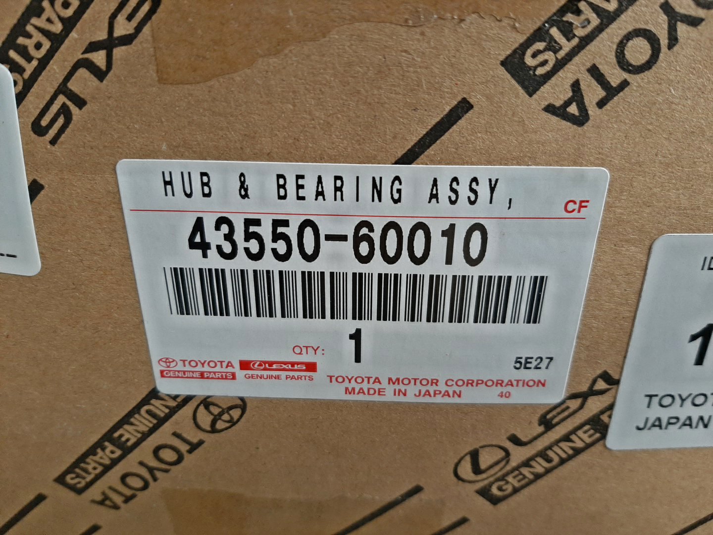 Подшипник ступицы передний TOYOTA LAND CRUISER FJA300W 43550-60010 3 ракурс