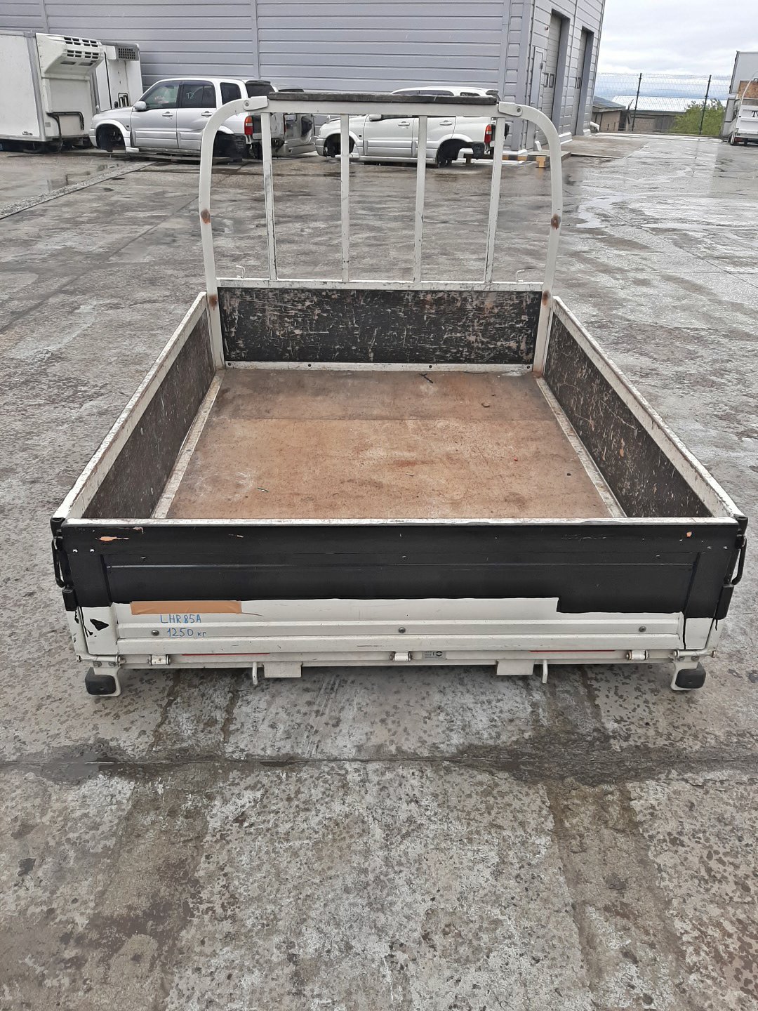 Кузов грузовой MAZDA TITAN LHR85 628 1 ракурс