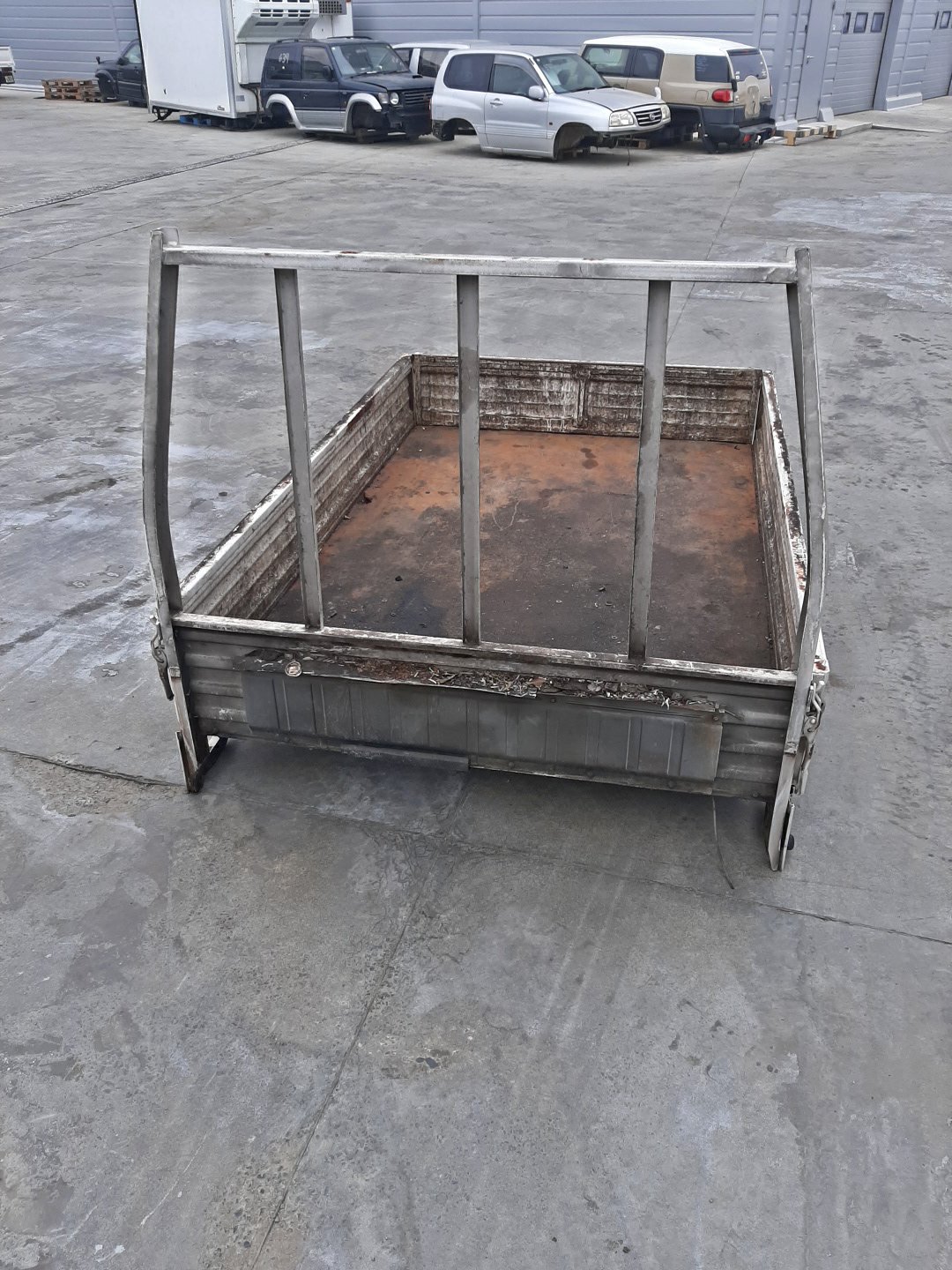 Кузов грузовой MAZDA BONGO SE28T 635 4 ракурс
