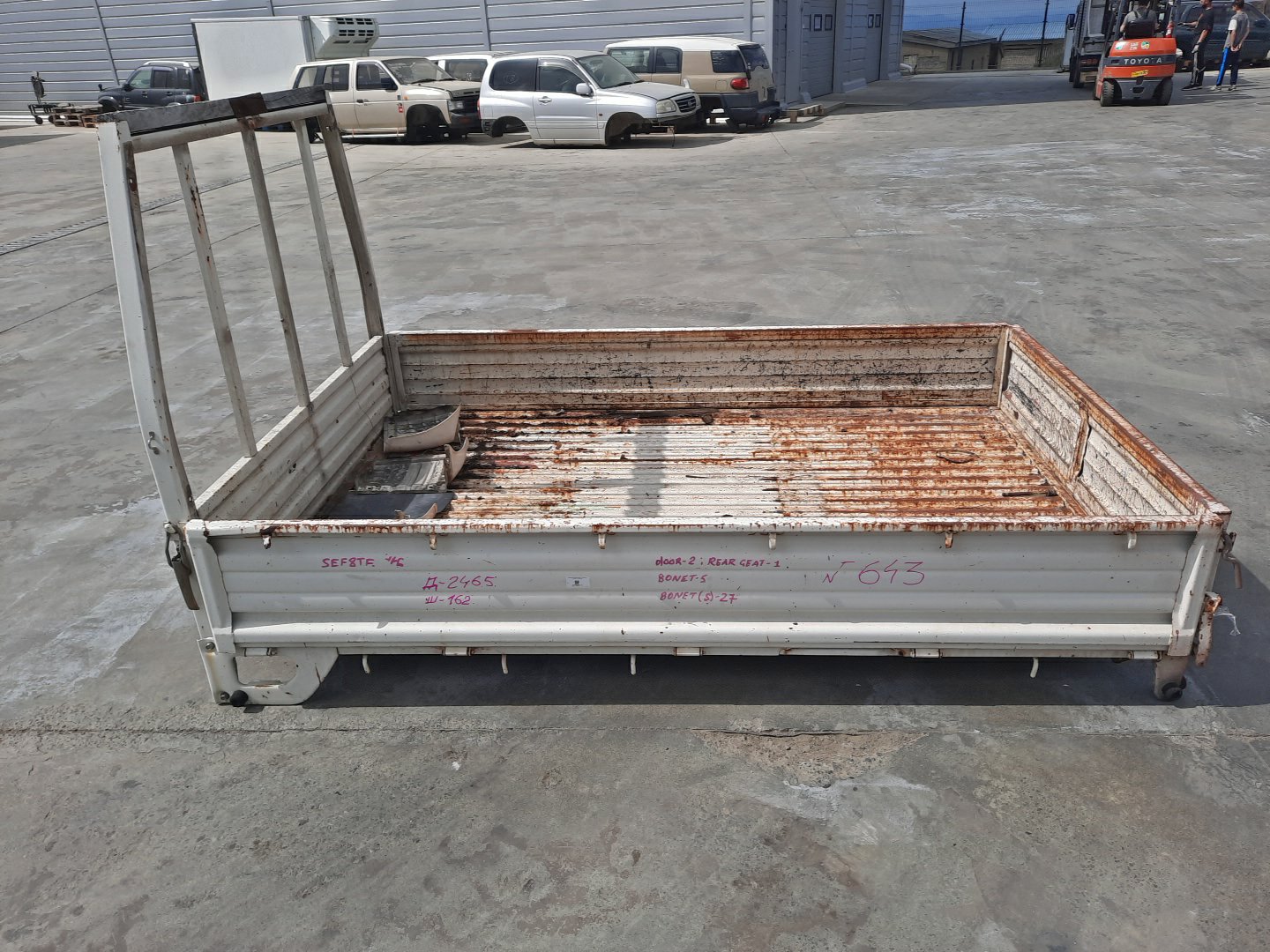 Кузов грузовой MAZDA BONGO SEF8T 643 1 ракурс