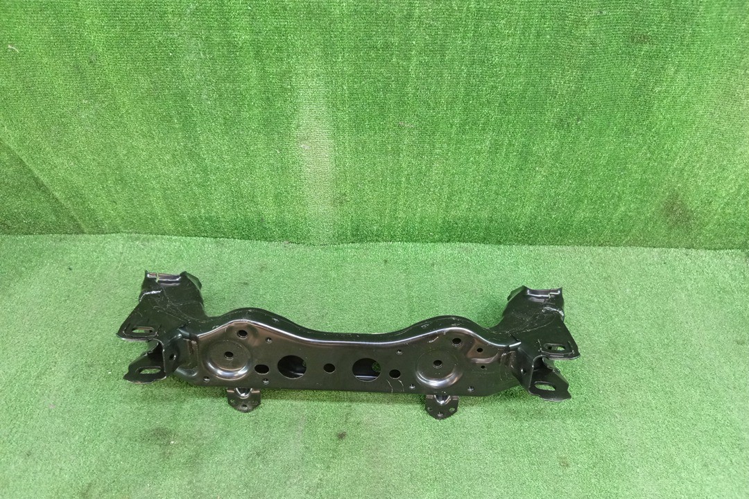 Подрамник TOYOTA HILUX GUN125 51201-KK050 2 ракурс Подрамник TOYOTA HILUX GUN125 51201-KK050 2 ракурс