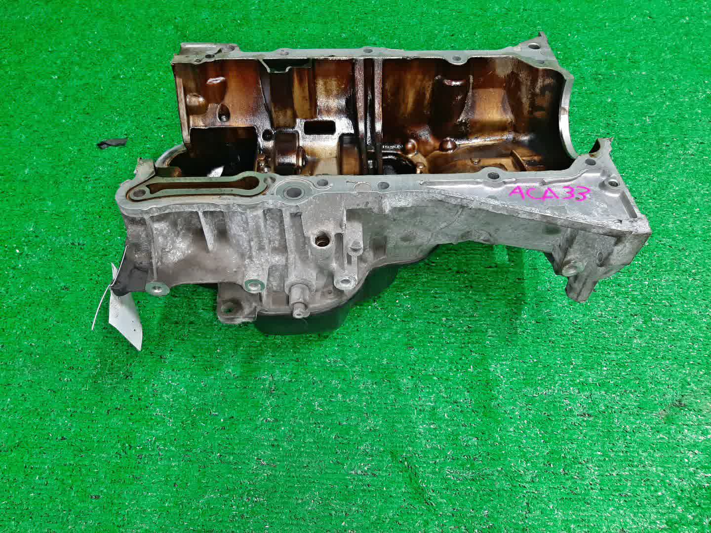 Поддон кпп TOYOTA VANGUARD ACA33W 2AZ-FE 12101-28060 2 ракурс