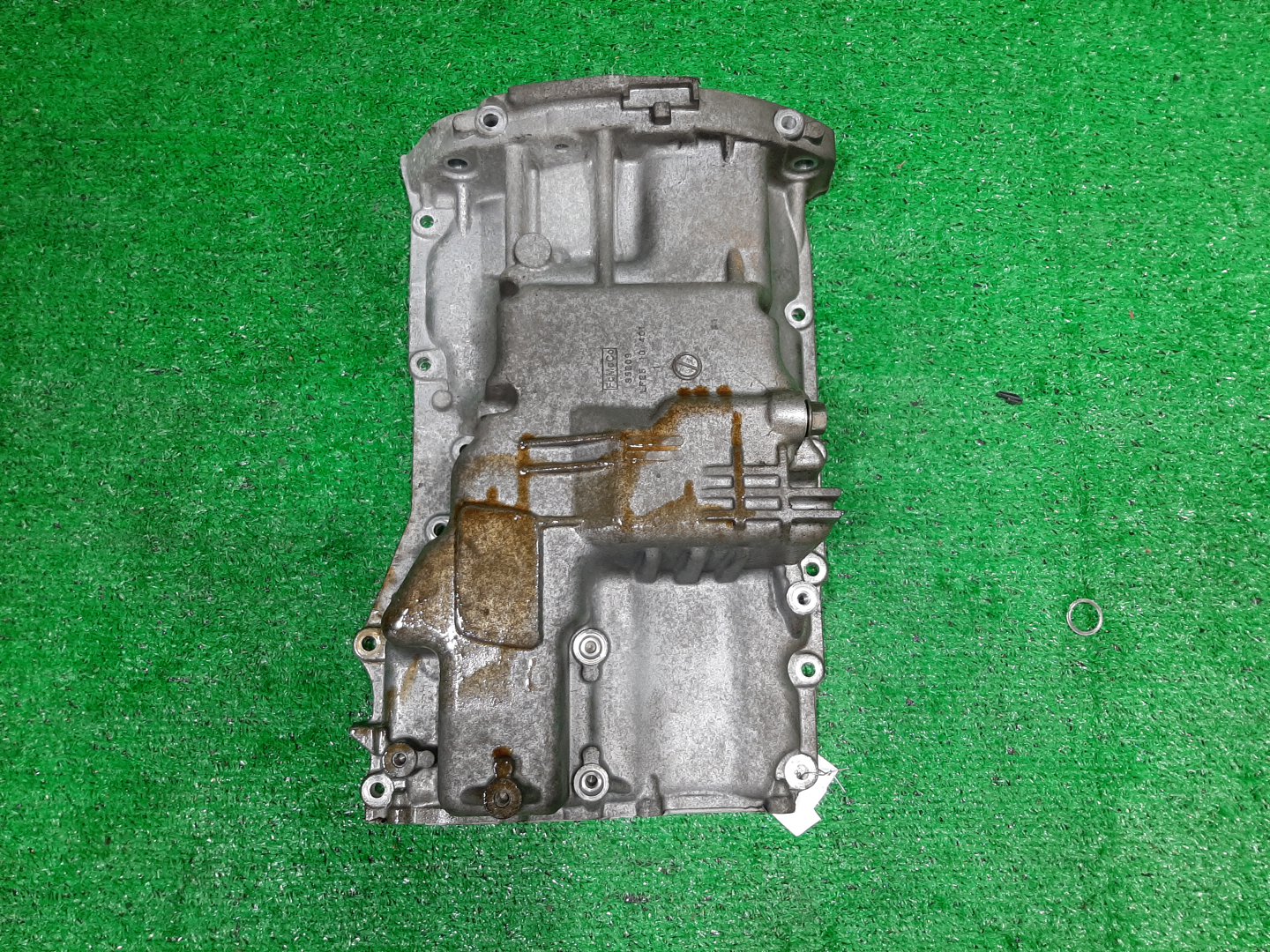 Поддон кпп MAZDA AXELA BKEP LF-VE 2 ракурс