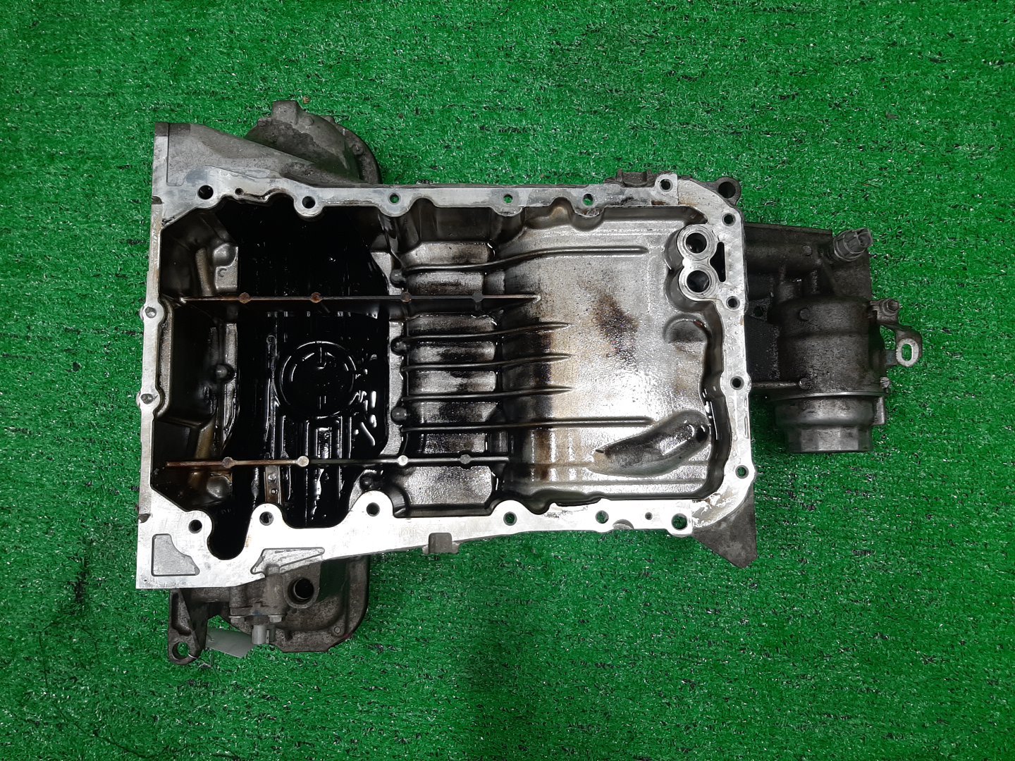 Поддон кпп TOYOTA CROWN GRS180 4GR-FSE 1 ракурс