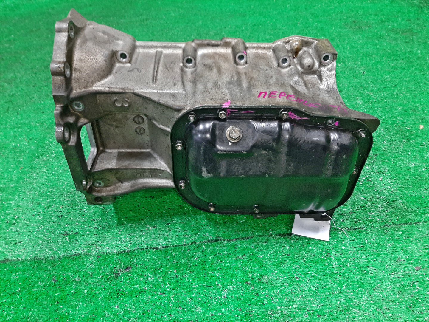 Поддон кпп TOYOTA NOAH ZRR70G 3ZR-FAE 3 ракурс