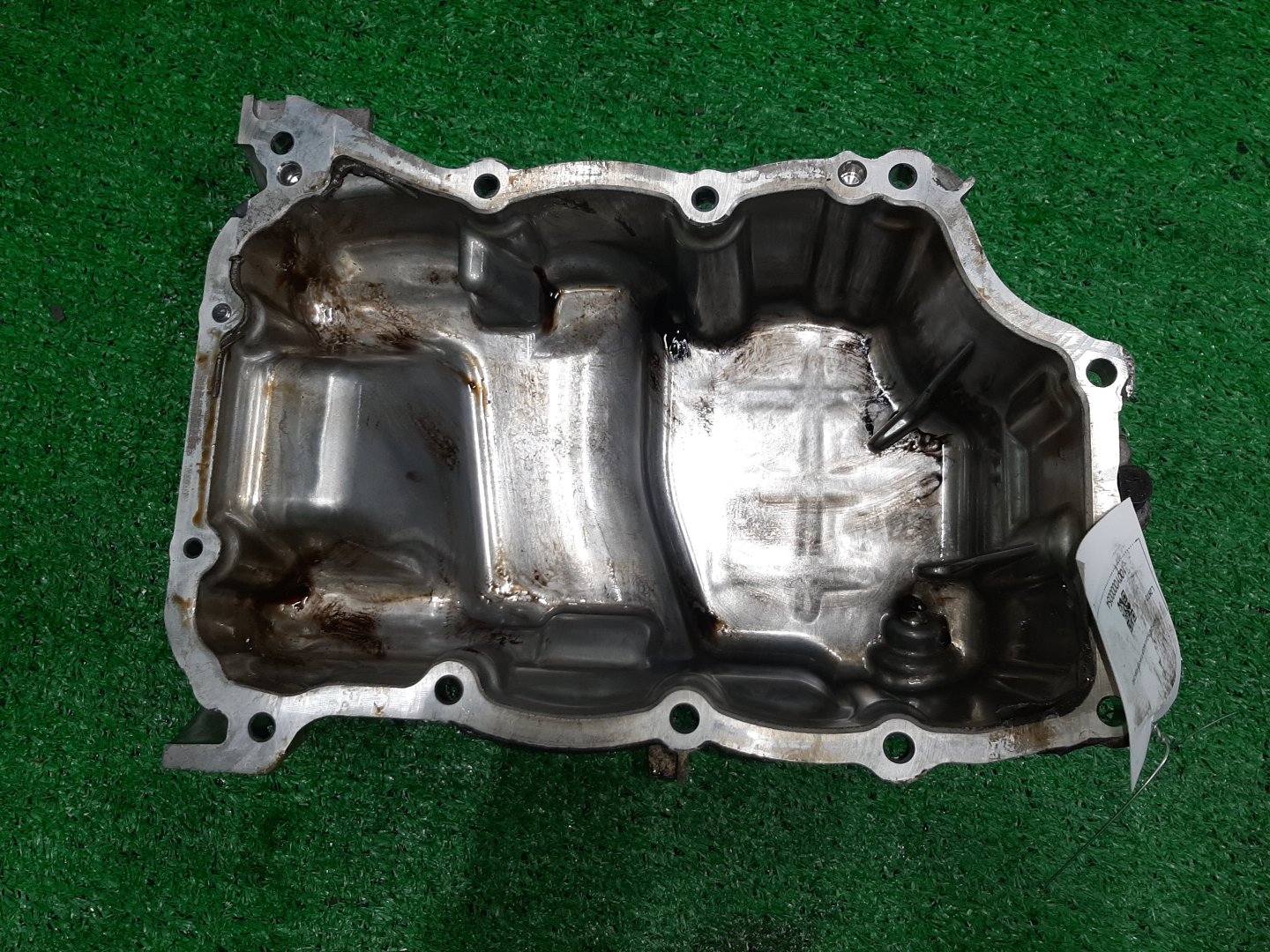 Поддон кпп SUZUKI WAGON R MH35S R06A 2 ракурс