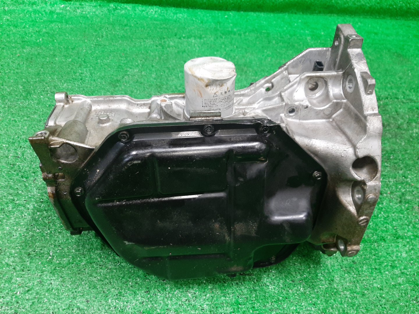 Поддон кпп NISSAN SERENA GC27 MR20DD 3 ракурс